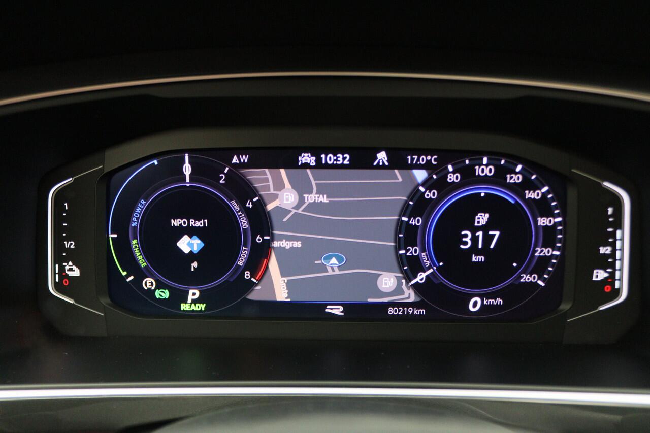 Volkswagen TIGUAN 1.4 TSI eHybrid R-Line Business+ Panoramadak, 360° Camera, Head-Up, ACC, Keyless, Trekhaak, 20"