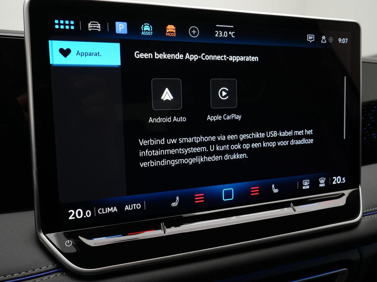 Volkswagen TIGUAN 1.5 eTSI 150 pk DSG R-Line Edition | Panoramadak | Trekhaak | Achteruitrijcamera | Stoel-/stuurverwarming | 20 inch