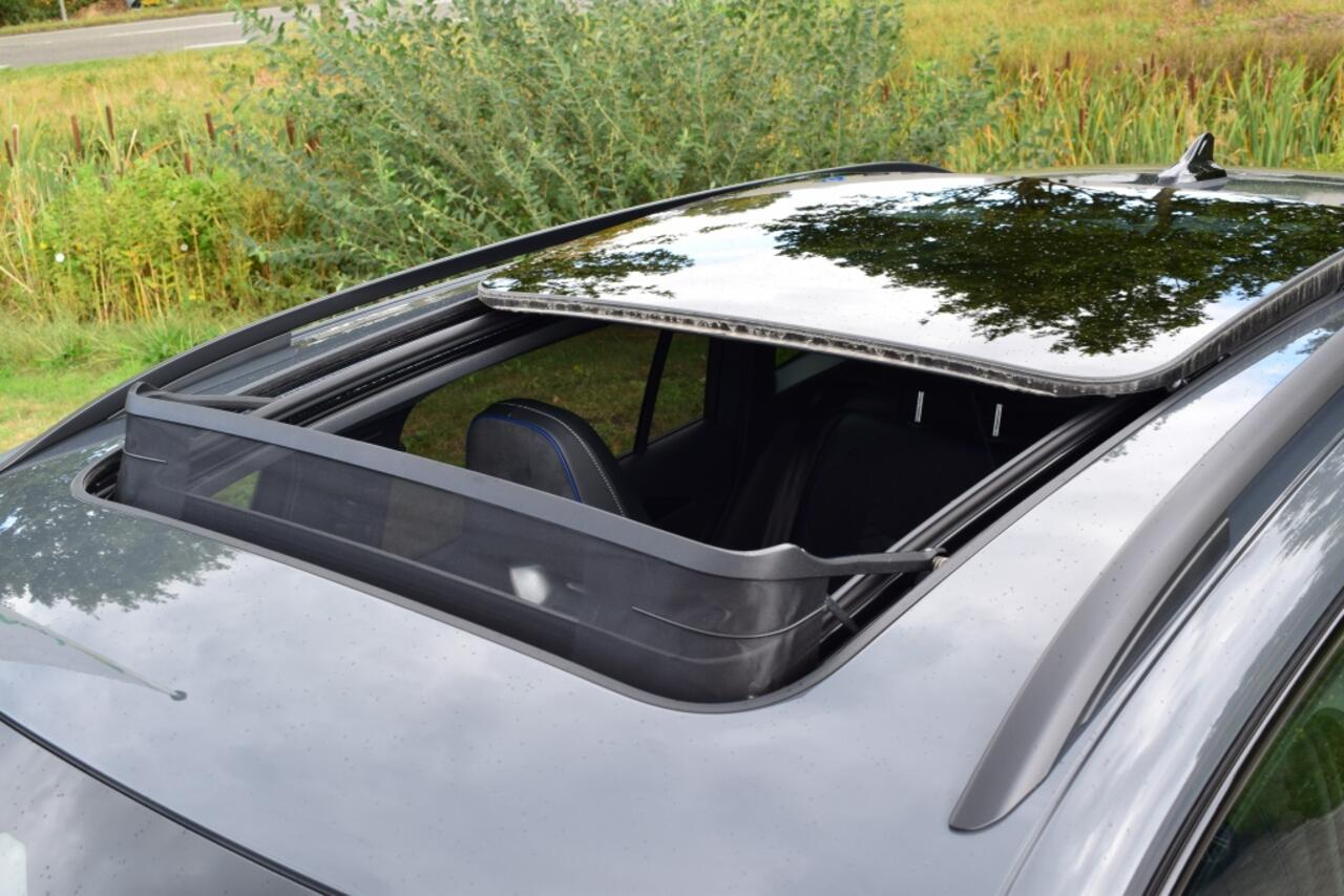 Volkswagen TIGUAN 1.5 eHybrid R-Line | HARMAN KARDON | PANO | BLACK PACK | BOMVOL!