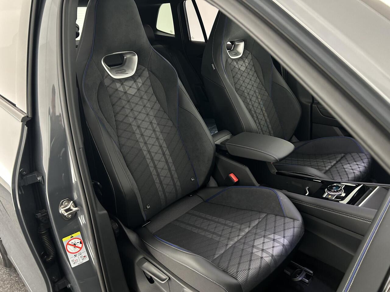 Volkswagen TIGUAN 1.5 272pk eHybrid R-Line Edition Trekhaak Camera Panoramadak Stoelverwarming Massage Carplay