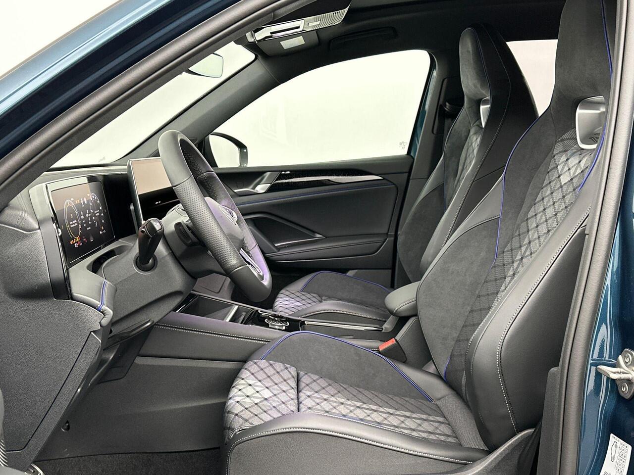 Volkswagen TIGUAN R-Line Edition Plug in Hybride 272 pk Black Style Pakket