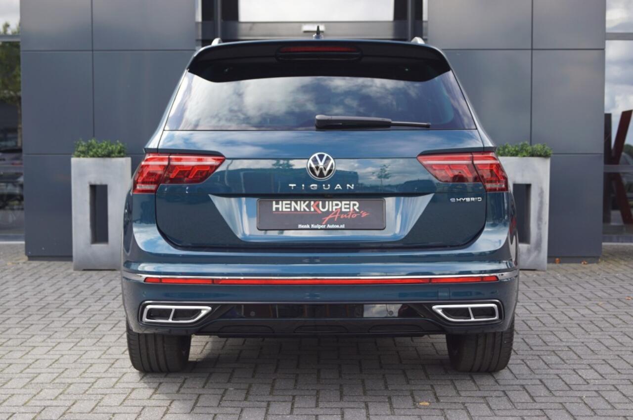 Volkswagen TIGUAN 1.4 e-Hybrid R-Line 245pk/ Panodak /leer/Trekhaak /DCC / ACC /Navi Pro /360gr. Camera / AppConnect