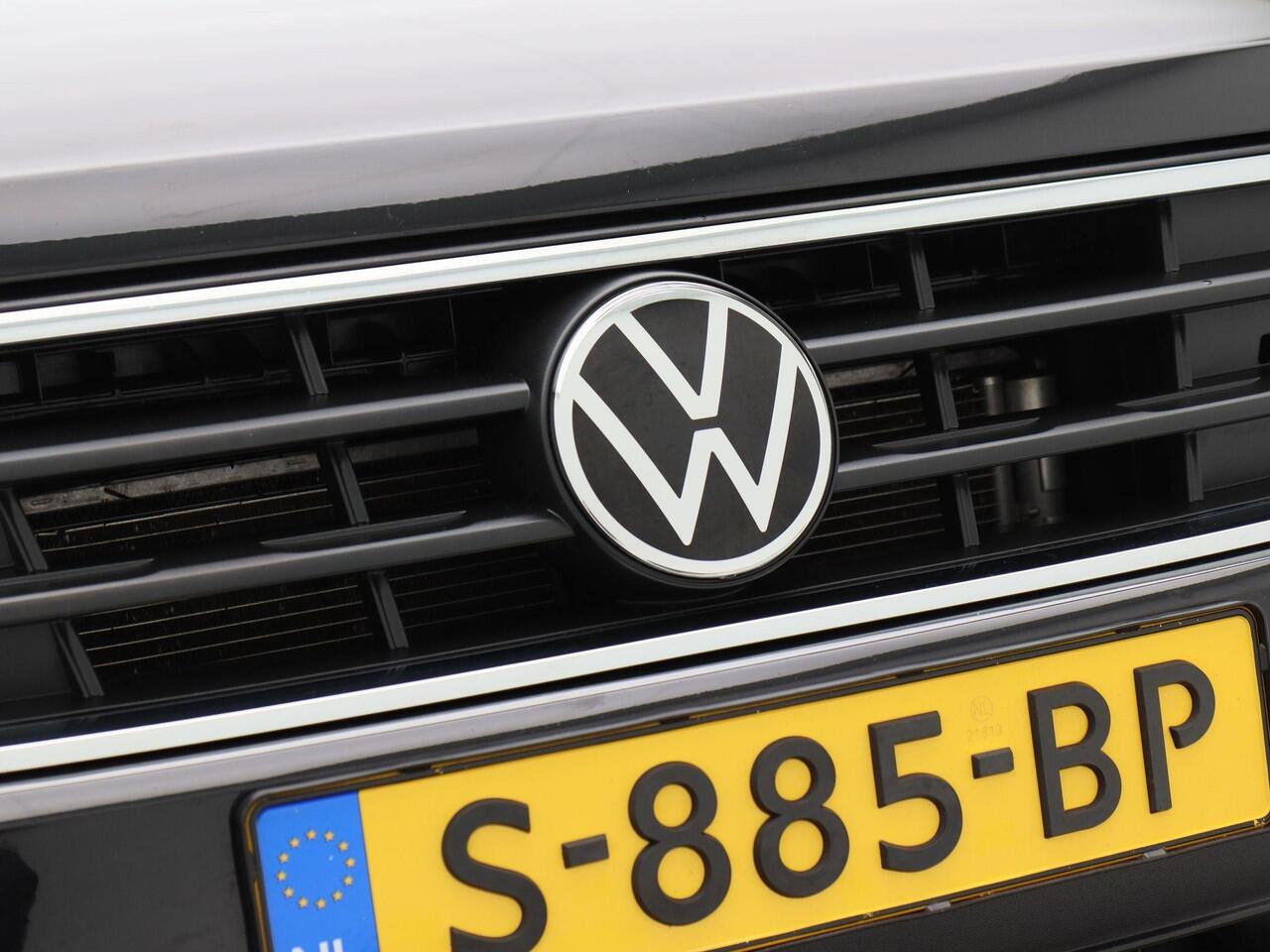 Volkswagen TIGUAN 1.5 TSi 150 Pk Automaat Life | Trekhaak | Adaptive Cruise | Carplay | Climate Control | Parkeersensoren | Navigatiesysteem | LED | 17 Inch | 76.555 Km