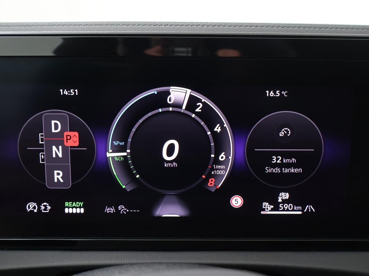 Volkswagen TIGUAN 1.5 eHybrid R-Line Business | 204 PK | SoH 100% | Automaat | Trekhaak wegklapbaar | Elek. achterklep | R-Line |