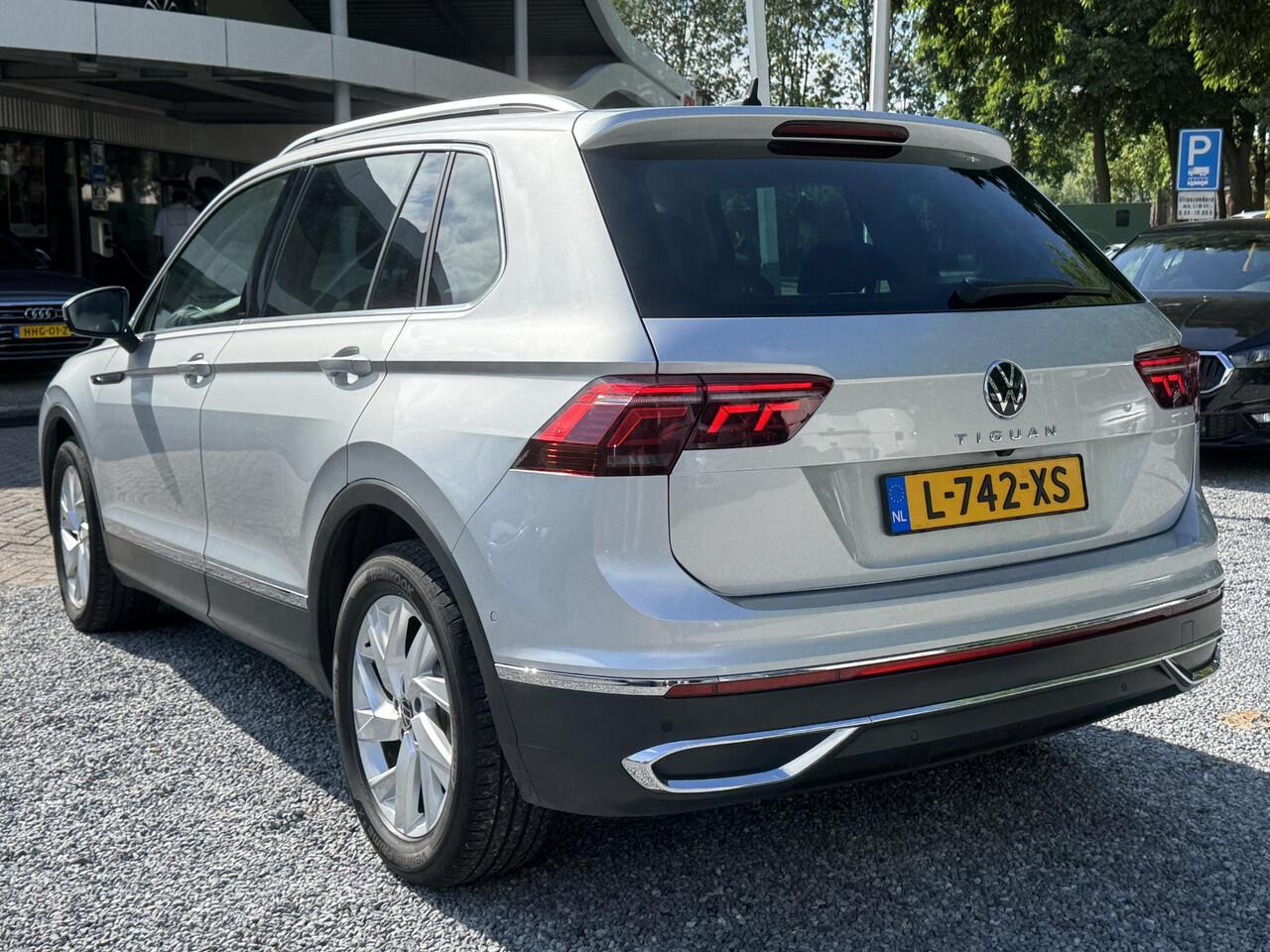 Volkswagen TIGUAN 1.5 TSI 150pk DSG Elegance (Camera,Virtual,IQ,Lane,Side)