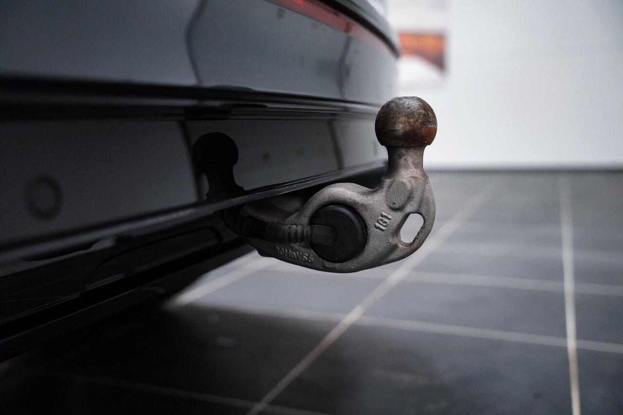 Volkswagen TIGUAN 1.4 TSI eHybrid R-Line Black style|Trekhaak|20 inch