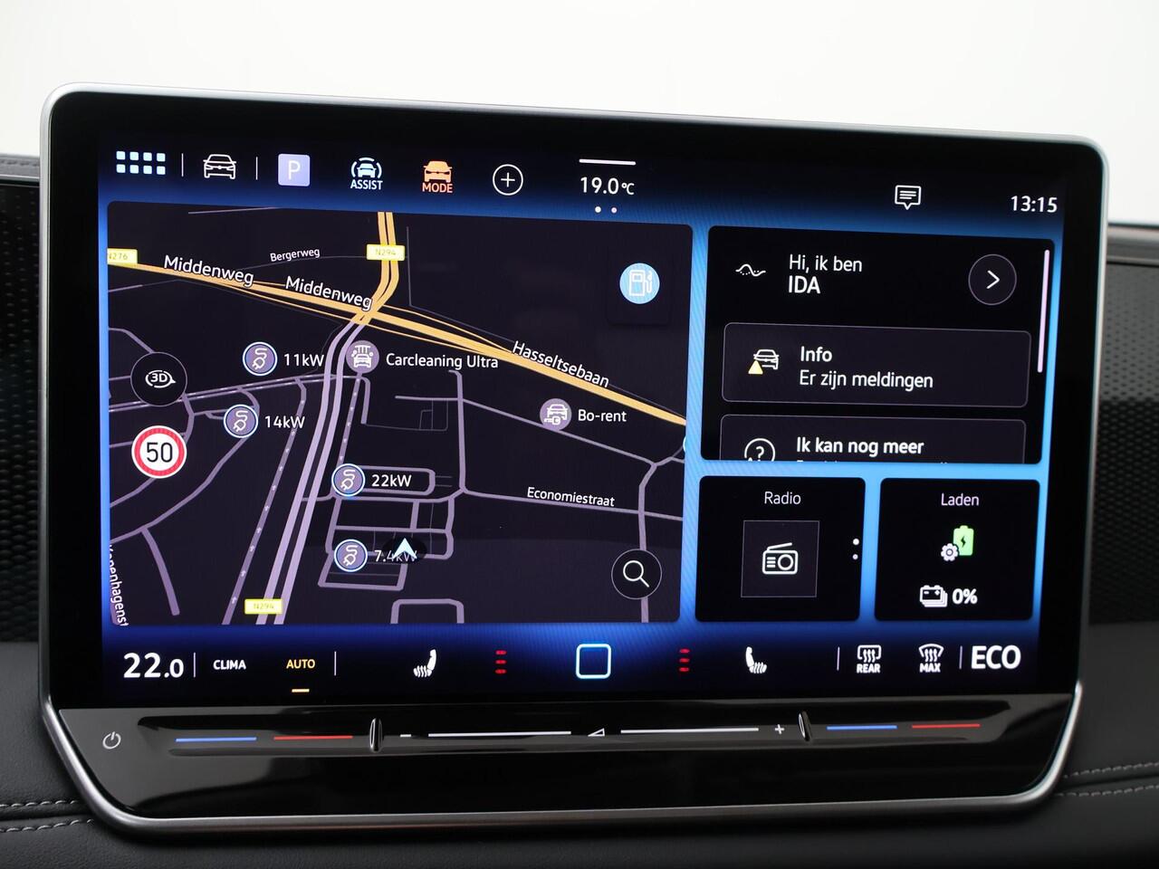 Volkswagen TIGUAN 1.5 eHybrid Life Edition | 204 PK | SoH 97% | Trekhaak wegklapbaar | Adaptive cruise control | Verwarmde voorstoelen | LED verlichting |