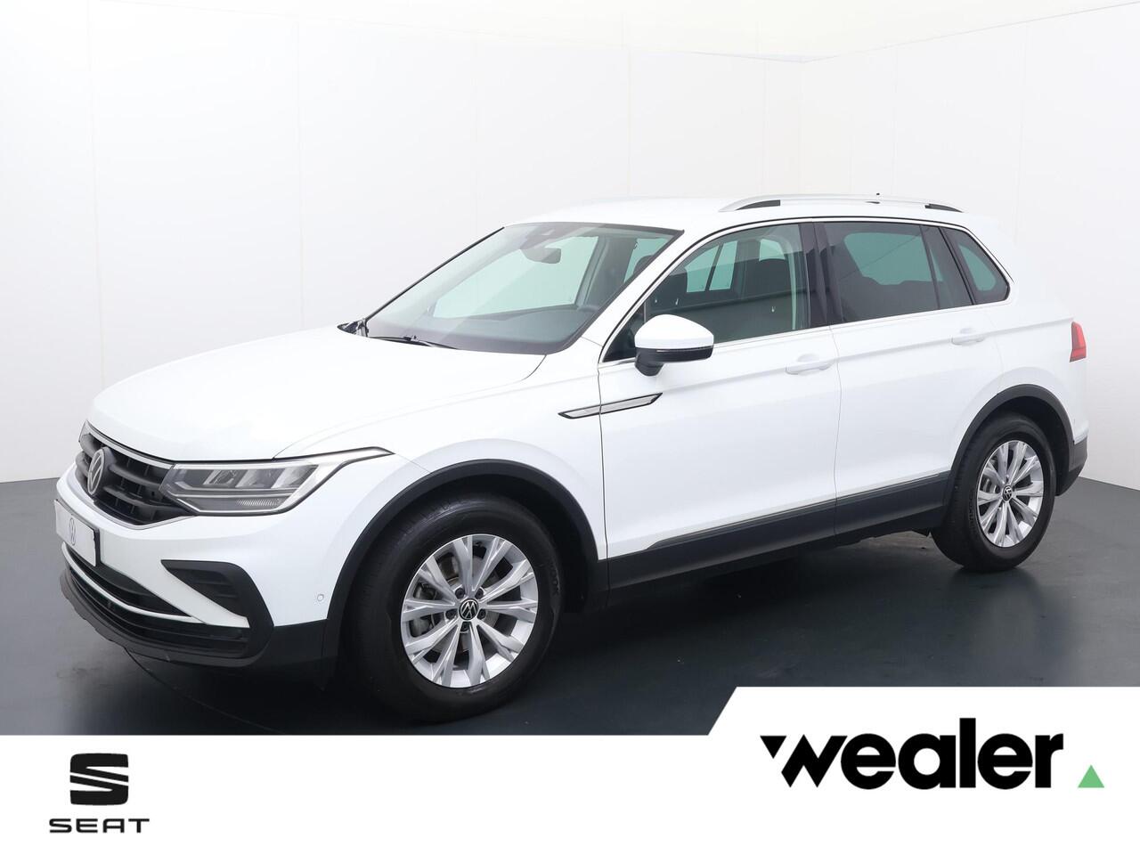 Volkswagen TIGUAN 1.5 TSI Life Business | 150 PK | Automaat | Trekhaak wegklapbaar | Verwarmde voorstoelen |