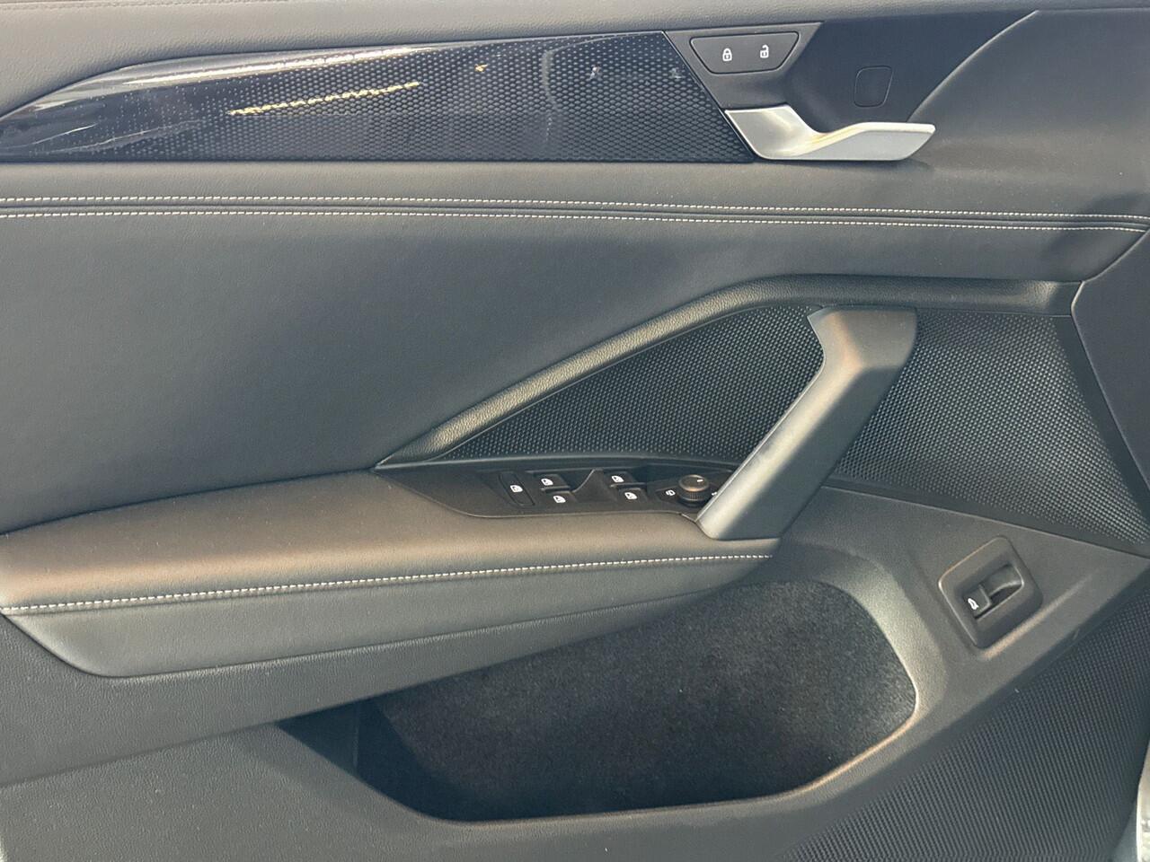 Volkswagen TIGUAN 1.5 eTSI 150pk Life Edition Adaptive Cruise Control / LED Pakket / Stoel Verwarming