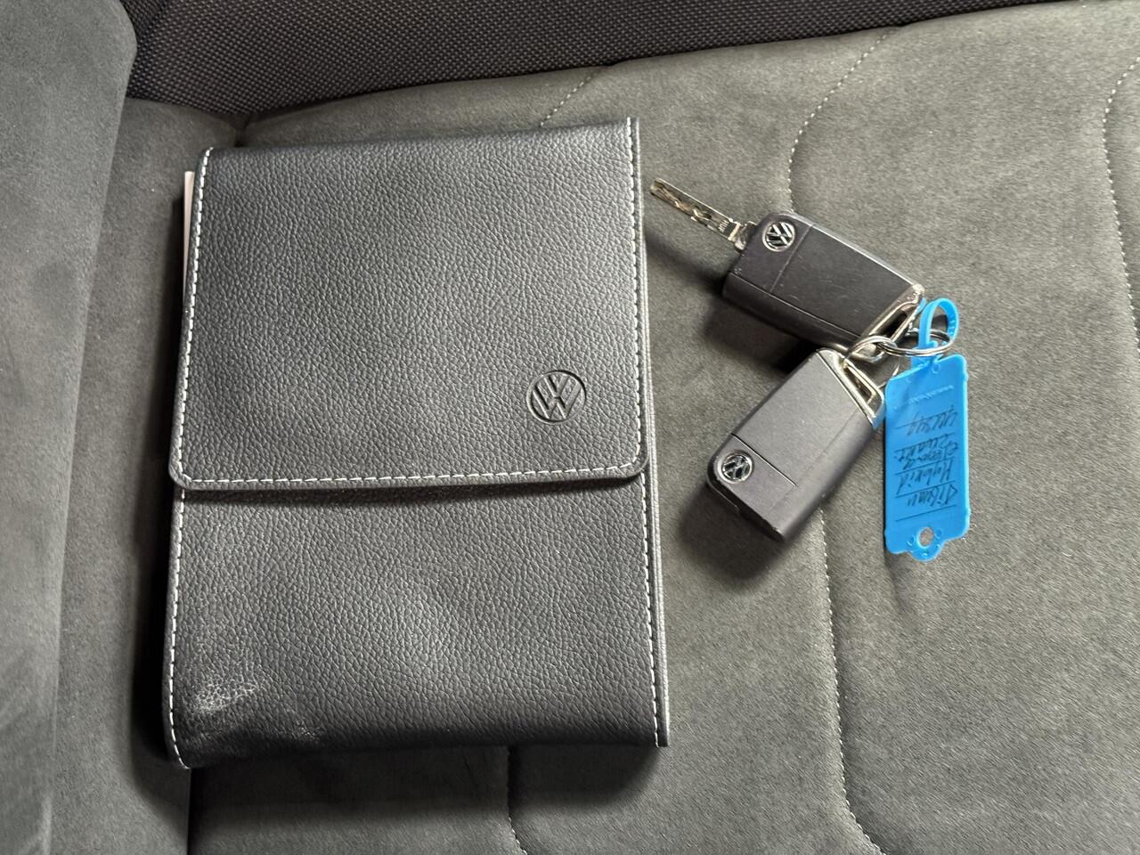 Volkswagen TIGUAN 1.4 TSI eHybrid Business+,Cam,Trekh,Apple