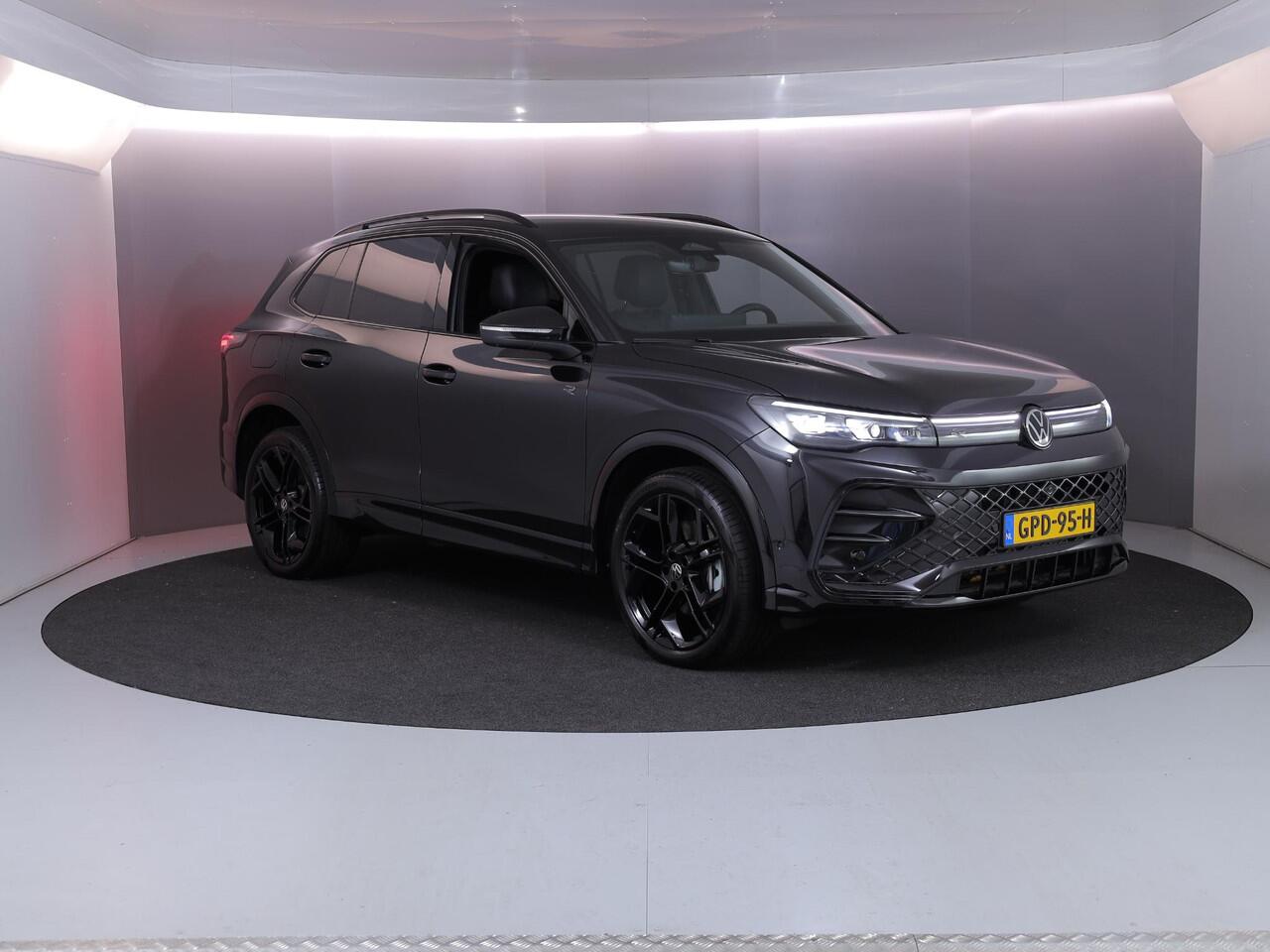 Volkswagen TIGUAN 1.5 eHybrid R-Line Business 272pk| el. trekhaak| leer| 20'LMvelgen| Camera| Head-up display