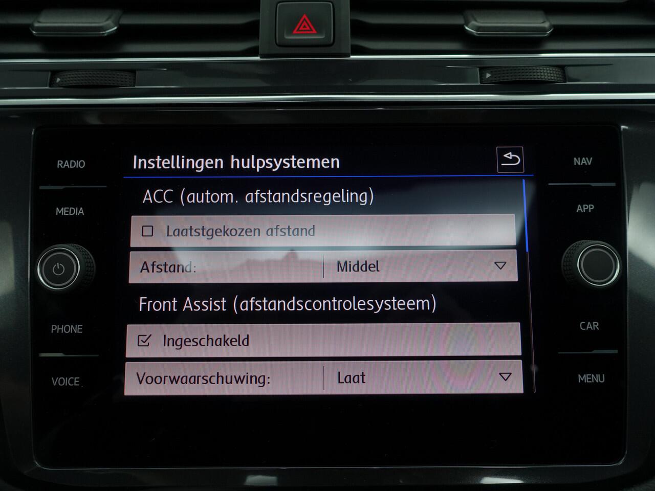 Volkswagen TIGUAN Allspace 1.5 TSI R-line+ Aut- 7 Pers, Panoramadak, Stoelmassage, Keyless, Virtual Cockpit, Park Pilot, ACC, Dynamic Select