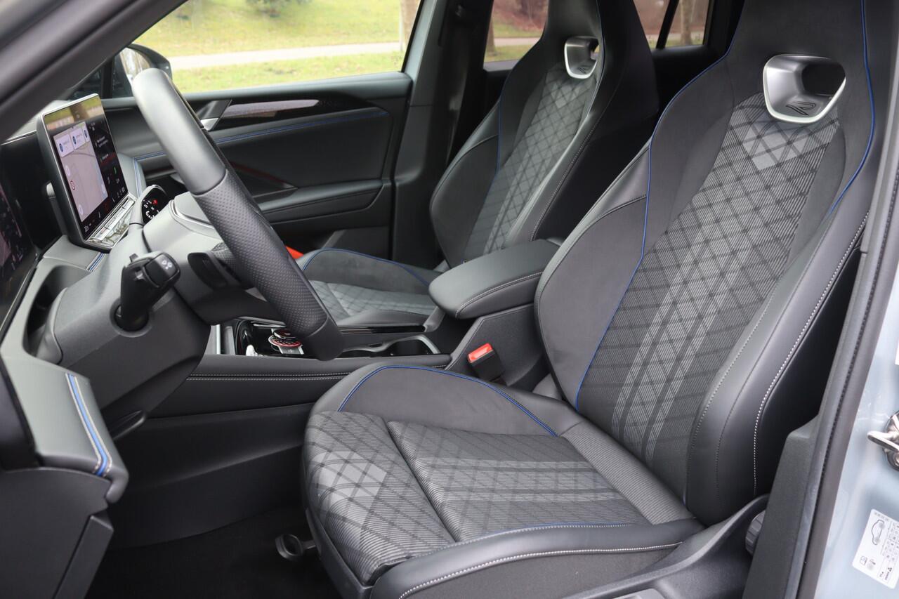 Volkswagen TIGUAN 1.5 eHybrid 272pk R-Line Edition Black Style Pano/IQ.Light/Camera/Keyless/ACC/DCC/ErgoActive/Dodehoek/20"/Trekhaak wegkl.