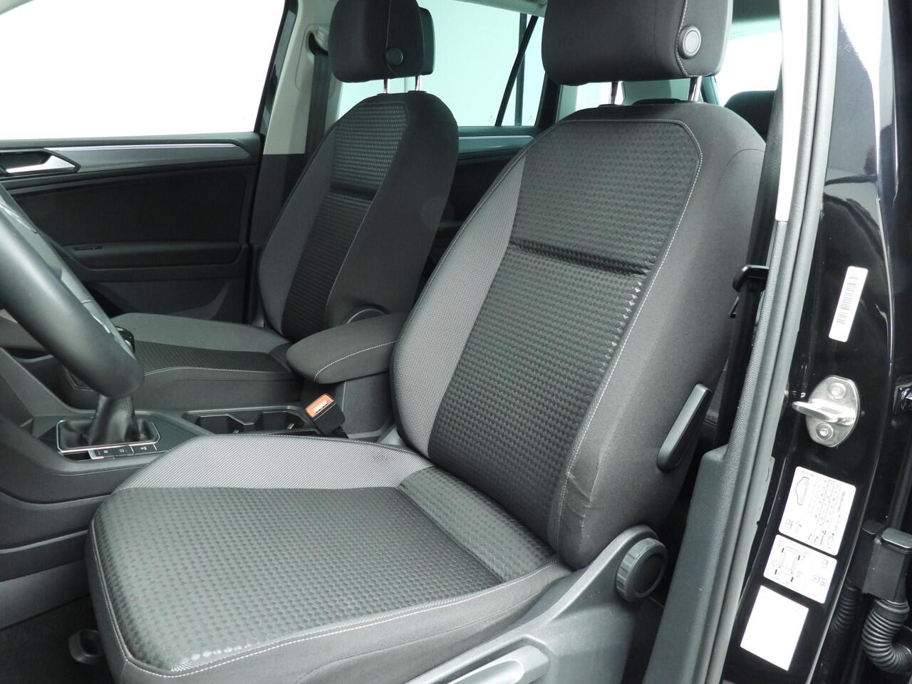 Volkswagen TIGUAN 1.5 TSI Life Business | Trekhaak | Camera | Stoel+stuur verwarmd