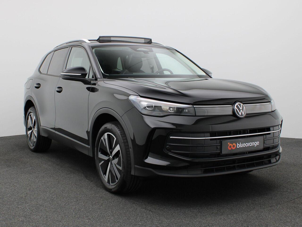 Volkswagen TIGUAN 1.5 eHybrid Life Edition 204PK DSG Pano-Schuifdak, Trekhaak, Adaptieve Cruise Controle, Achteruitrijcamera, Side Assist, Navi via Apple Carplay/Android Auto, Keyless, Stoel-Stuurverwarming, Elektr. Achterklep, 19" LM Velgen