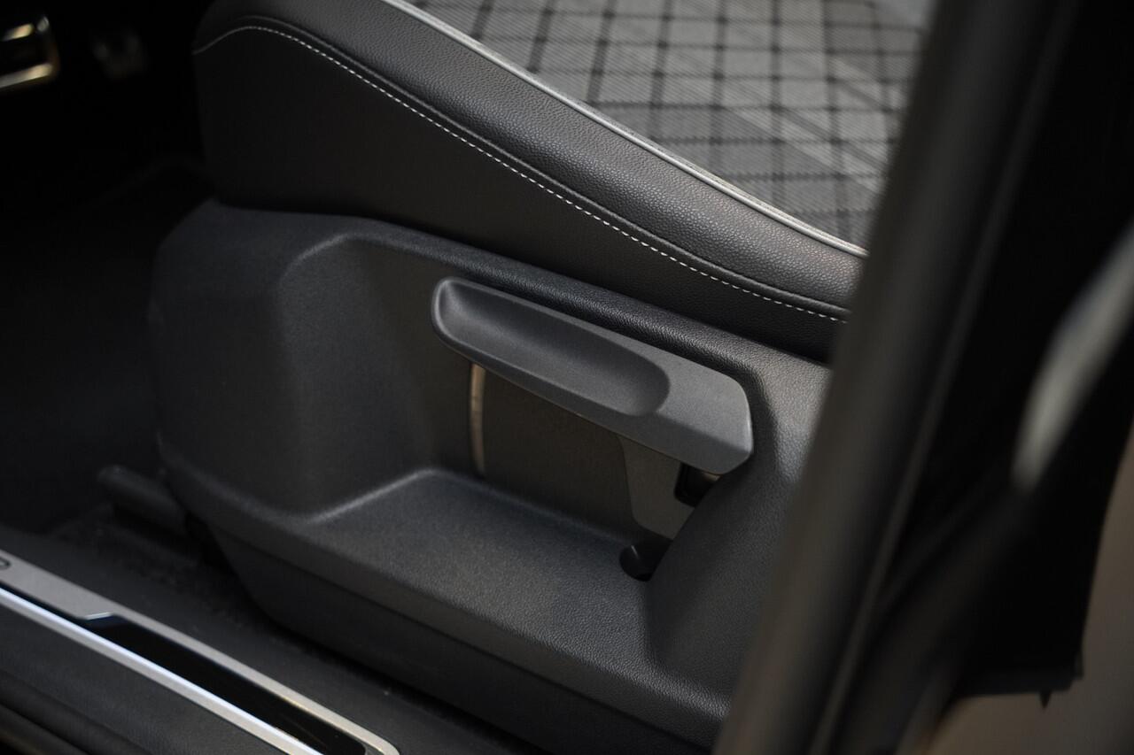 Volkswagen TIGUAN 1.4TSI/245PK eHybrid R-Line Blackstyle|2022|Panoramadak|19"Blackstyle|LED|Trekhaak|Cruise+ACC|Carplay/AndroidAuto|Navi