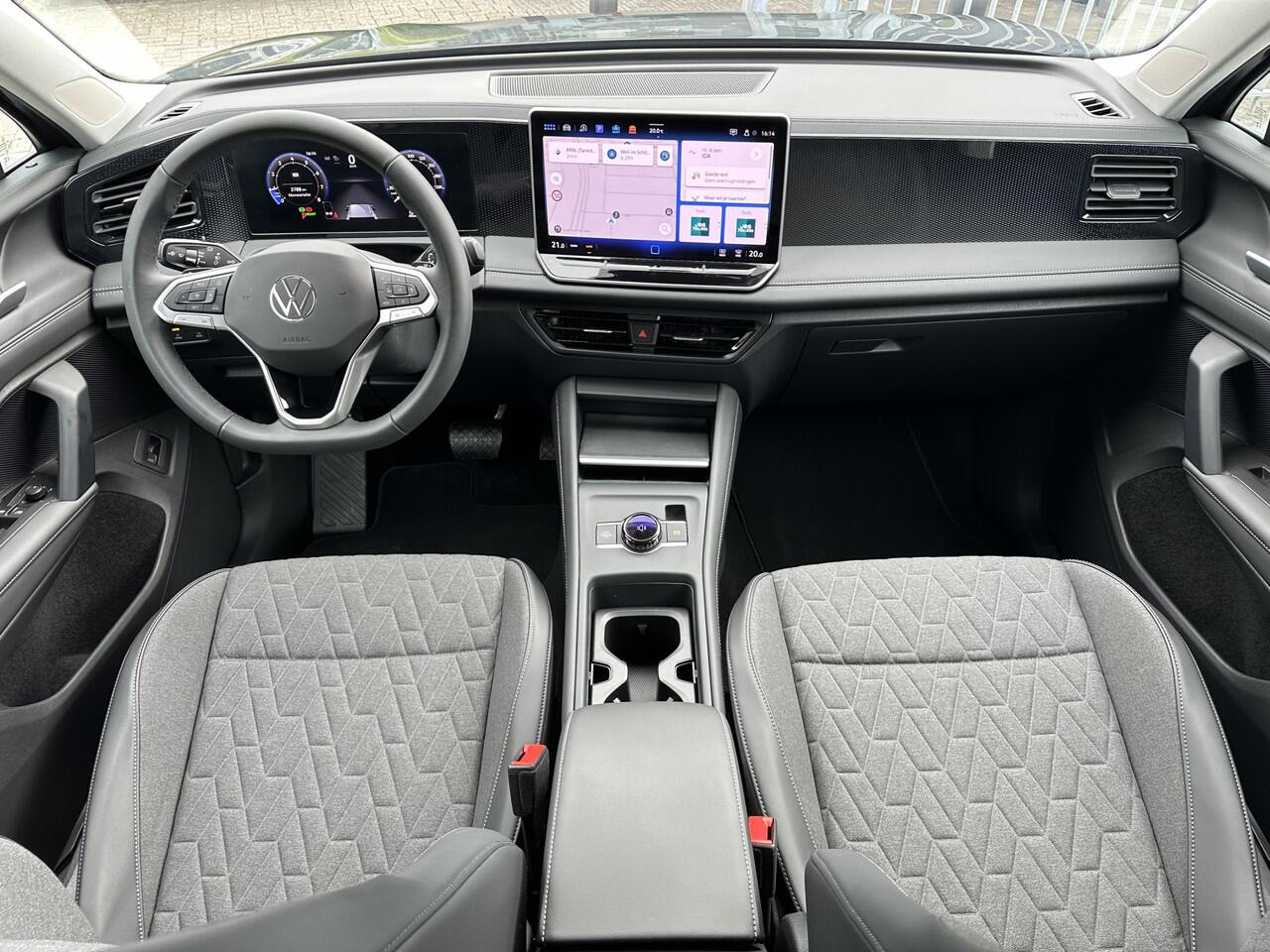 Volkswagen TIGUAN 1.5 eTSI Life Aut NEW MODEL Navi | Camera | Adapt. Cruise | Dodehoek