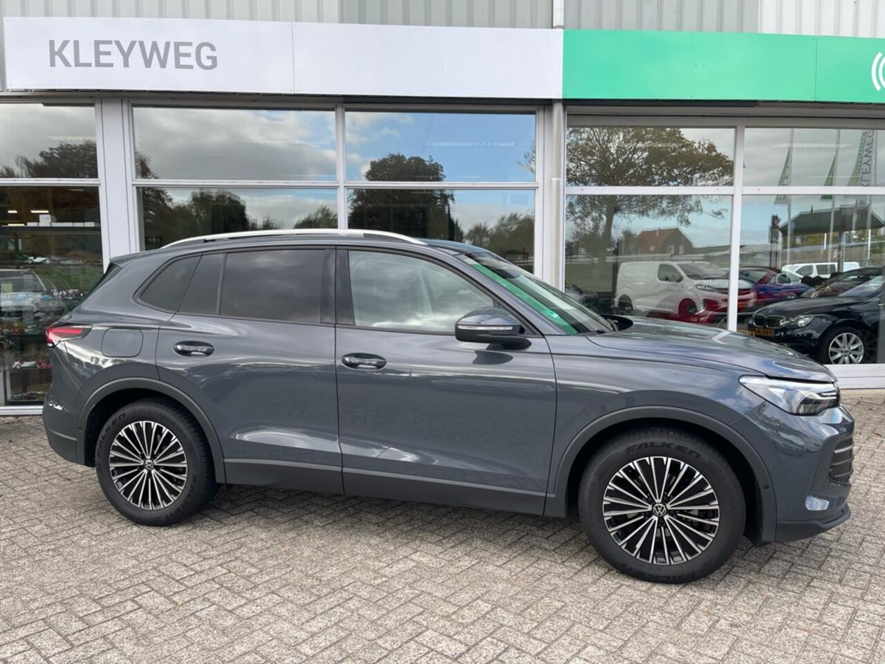 Volkswagen TIGUAN Tiguan 1.5 eTSI Life, Nav, Carplay, Stoelverw, Camera