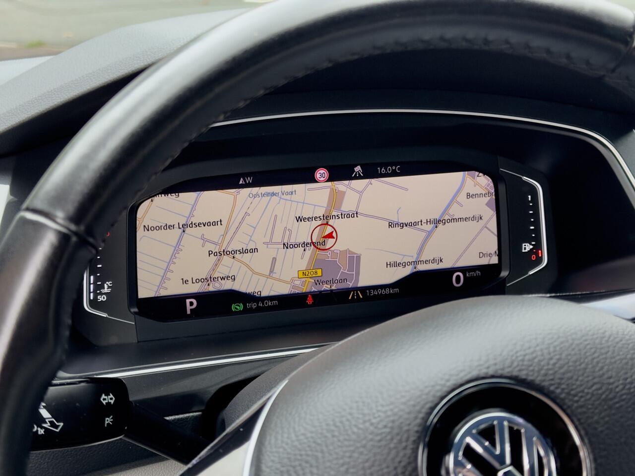 Volkswagen TIGUAN 1.5 TSI ACT AUT7 HIGHLINE 2X R-LINE DESIGNO-INT NAVI DIGI-DASH PARKPILOT APPLE-CARPLAY 20 INCH-LMV PDC