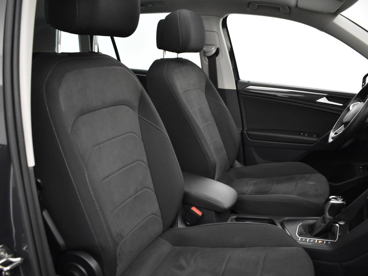 Volkswagen TIGUAN 1.4 TSI 245pk PHEV DSG eHybrid Elegance · Panoramadak · Camera · Apple/Android Car Play · Elek. Trekhaak · Elek. Achterklep · 18'' Inch ·