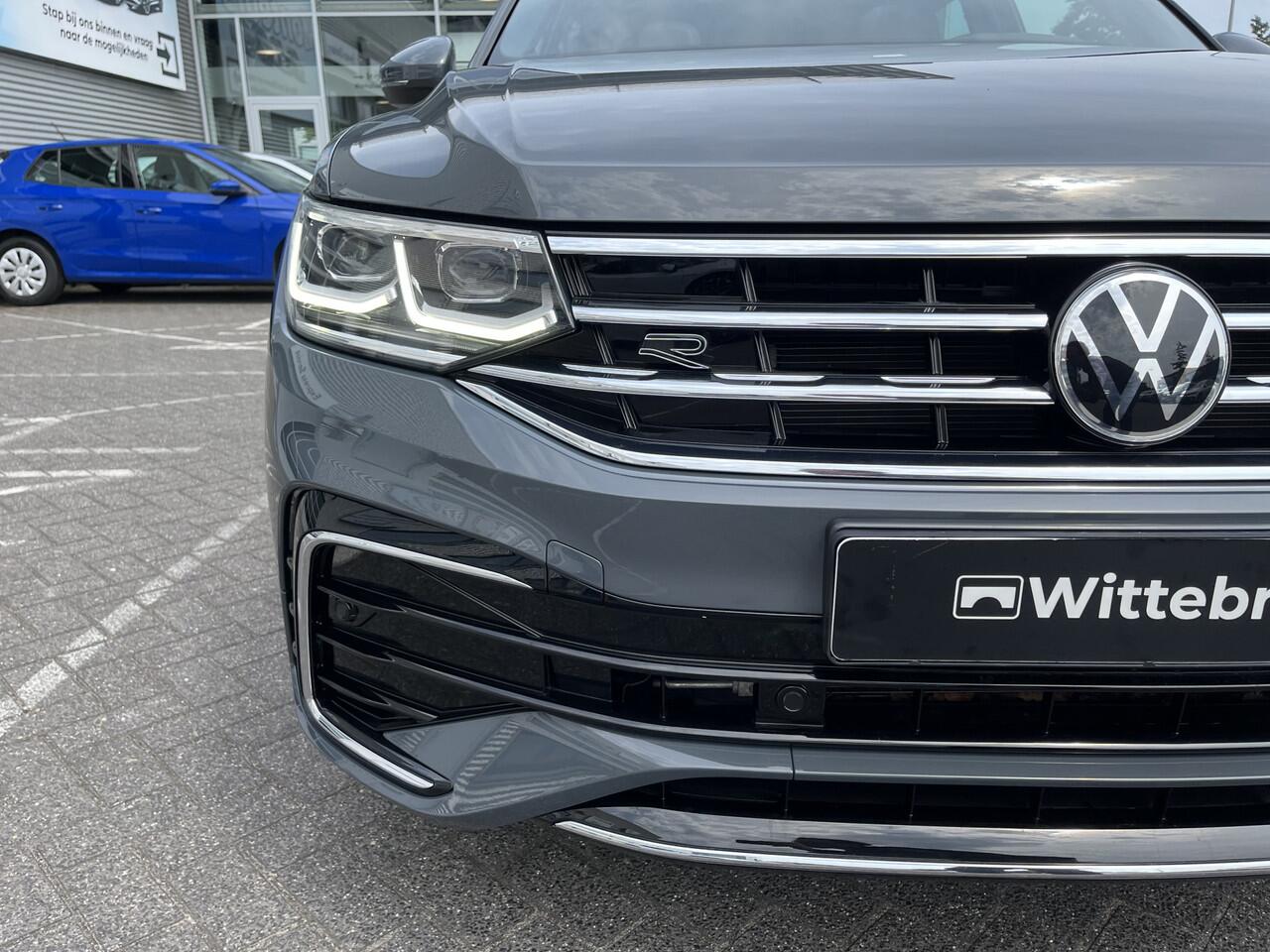 Volkswagen TIGUAN 1.4 TSI eHybrid 245pk R-Line DSG Automaat Panoramadak / Achterklep elektrisch / Navigatie / Camera / Sport-comfortstoelen vóór