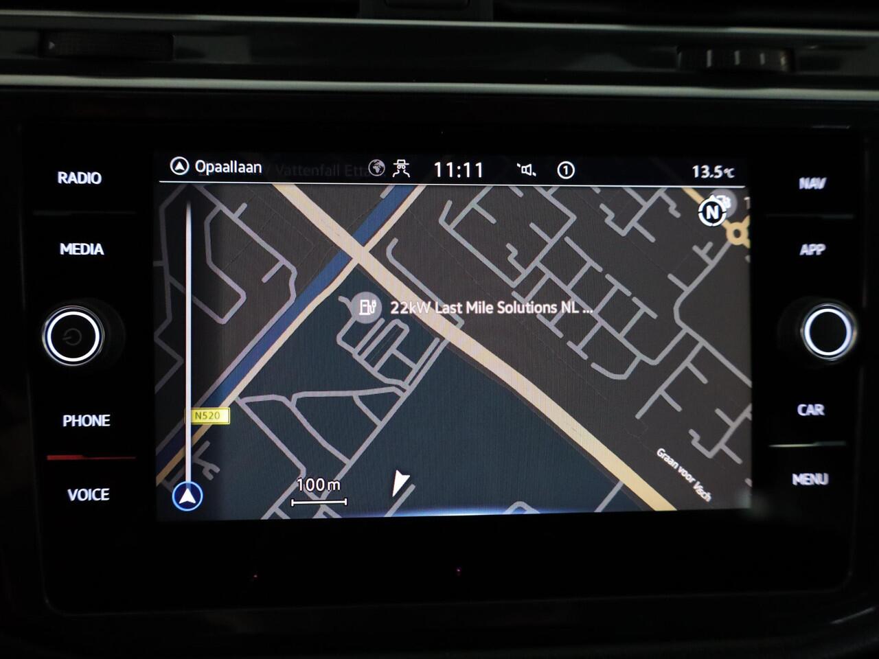 Volkswagen TIGUAN Allspace 1.5 TSI R-Line Business 150 pk Automaat (DSG) |R-line | Navigatie | Matrix LED koplampen | Stoelverwarming |5-pers| Verlengde garantie |Parkeersensoren