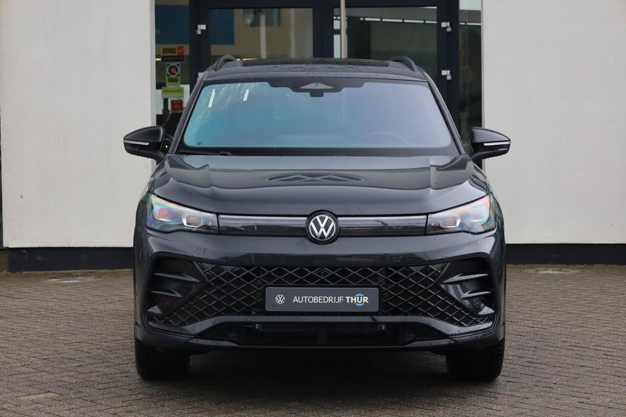 Volkswagen TIGUAN 1.5 eHybrid R-Line Edition 204PK / 150kW LED Matrix IQ.Light, 360° rondomzichtcamera, panoramisch schuif-, kanteldak, elektr. bedienbaar, head-up display, verwarm- en ventileerbare voorstoelen met massagefunctie, Keyless Entry & Start, verwarmbare achterb