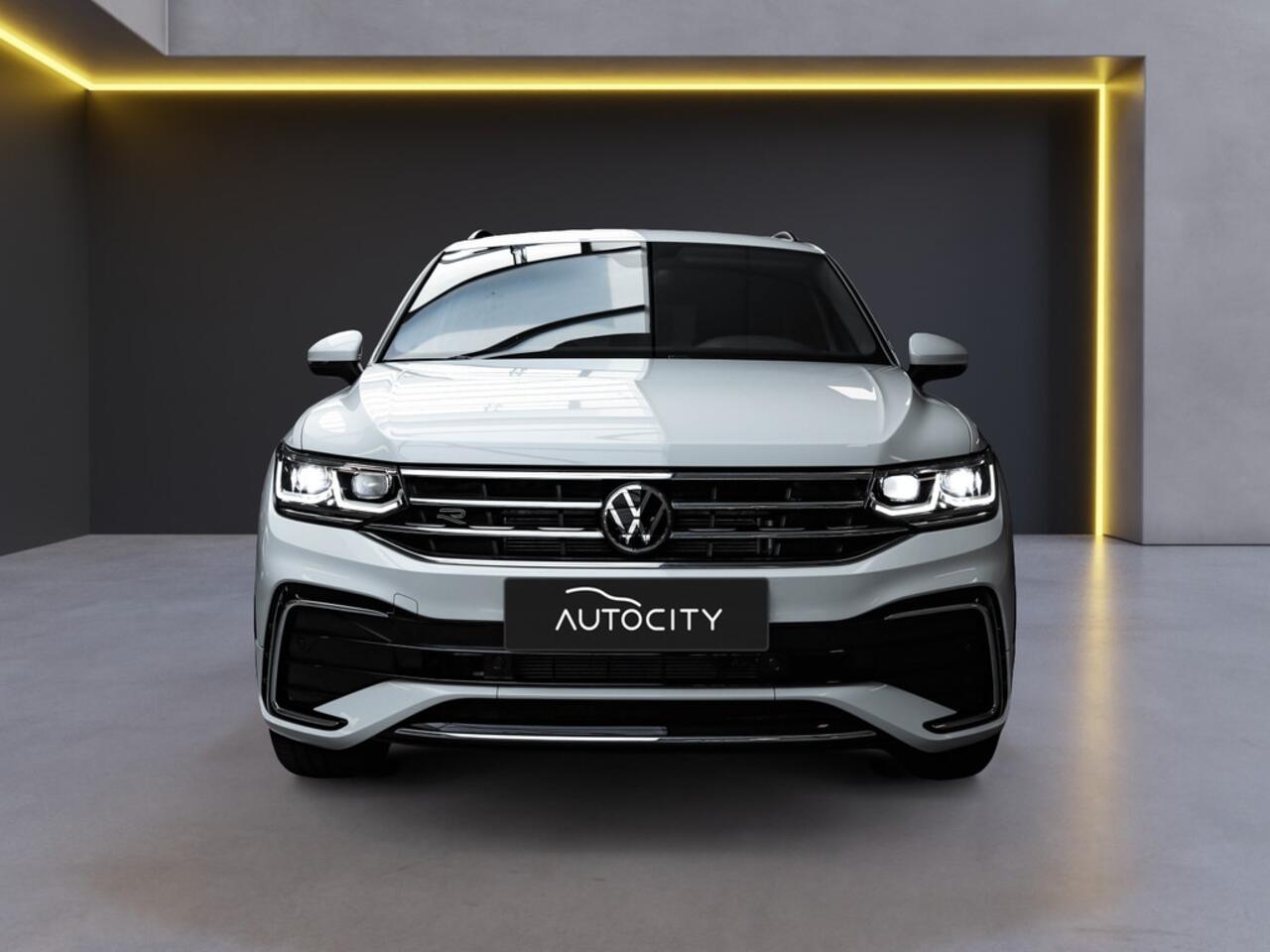 Volkswagen TIGUAN 1.5 TSI R-Line Business IQ Light l