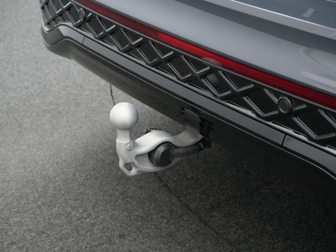 Volkswagen TIGUAN 1.5 eHybrid 204 pk DSG R-Line Edition | Panoramadak | Trekhaak | Adaptive Cruise | Side Assist | Park Assist | 20 inch