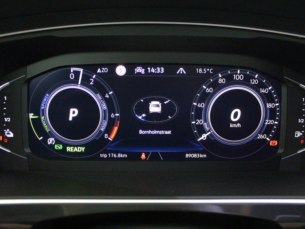 Volkswagen TIGUAN 1.4 TSI eHybrid R-Line Business | Black Style | Camera | Navi | DCC |*