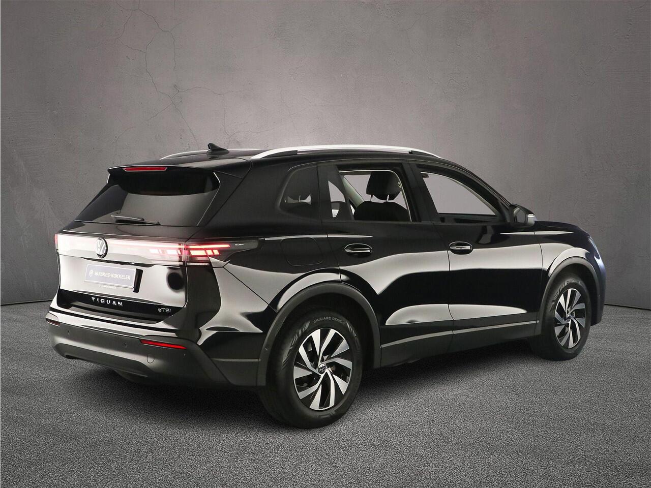 Volkswagen TIGUAN Life Edition 1.5 eTSI 150pk DSG Automaat Trekhaak, Adaptive cruise control, Navigatie, Achteruitrijcamera, LED koplampen, Elektrische achterklep