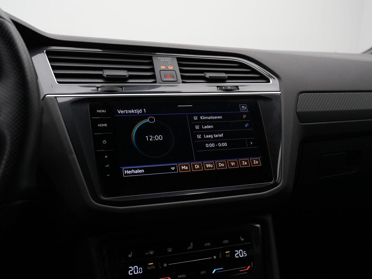 Volkswagen TIGUAN 1.4 TSI eHybrid 245 pk DSG R-Line | Navigatie Discover Pro | Adaptief onderstel | Stuur-/achterbankverwarming | Achteruitrijcamera