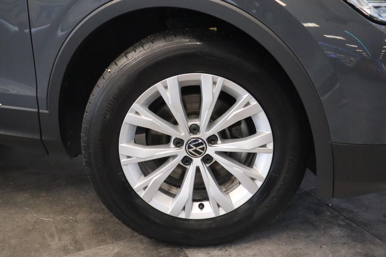 Volkswagen TIGUAN 1.5 TSI Life Business ACC Climate Panoramadak PDC Keyless NAP 24 maanden garantie mogelijk (*vraag naar de voorwaarden)