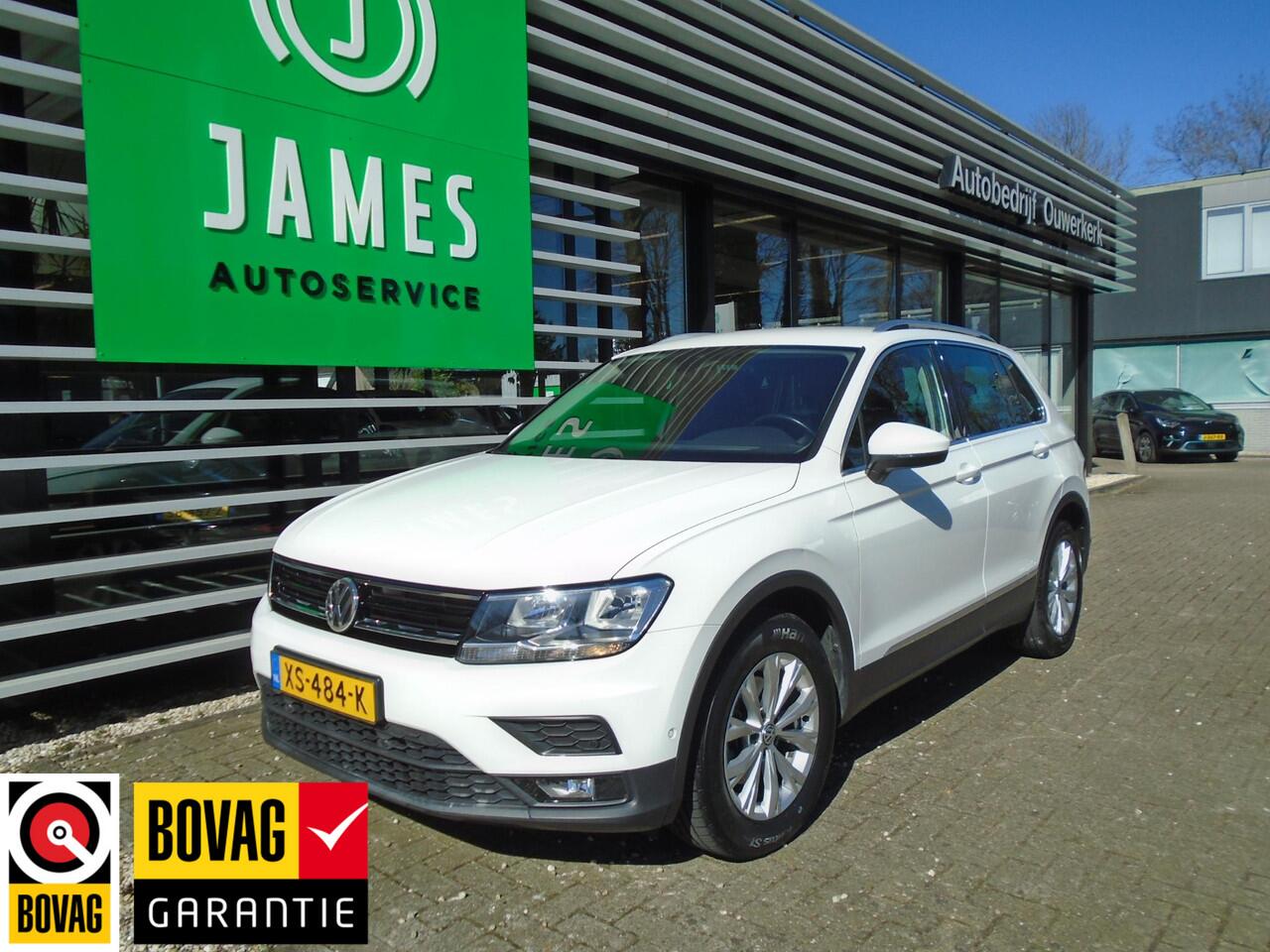 Volkswagen TIGUAN 1.5 TSI Comfortline Business met Trekhaak en Navigatie systeem