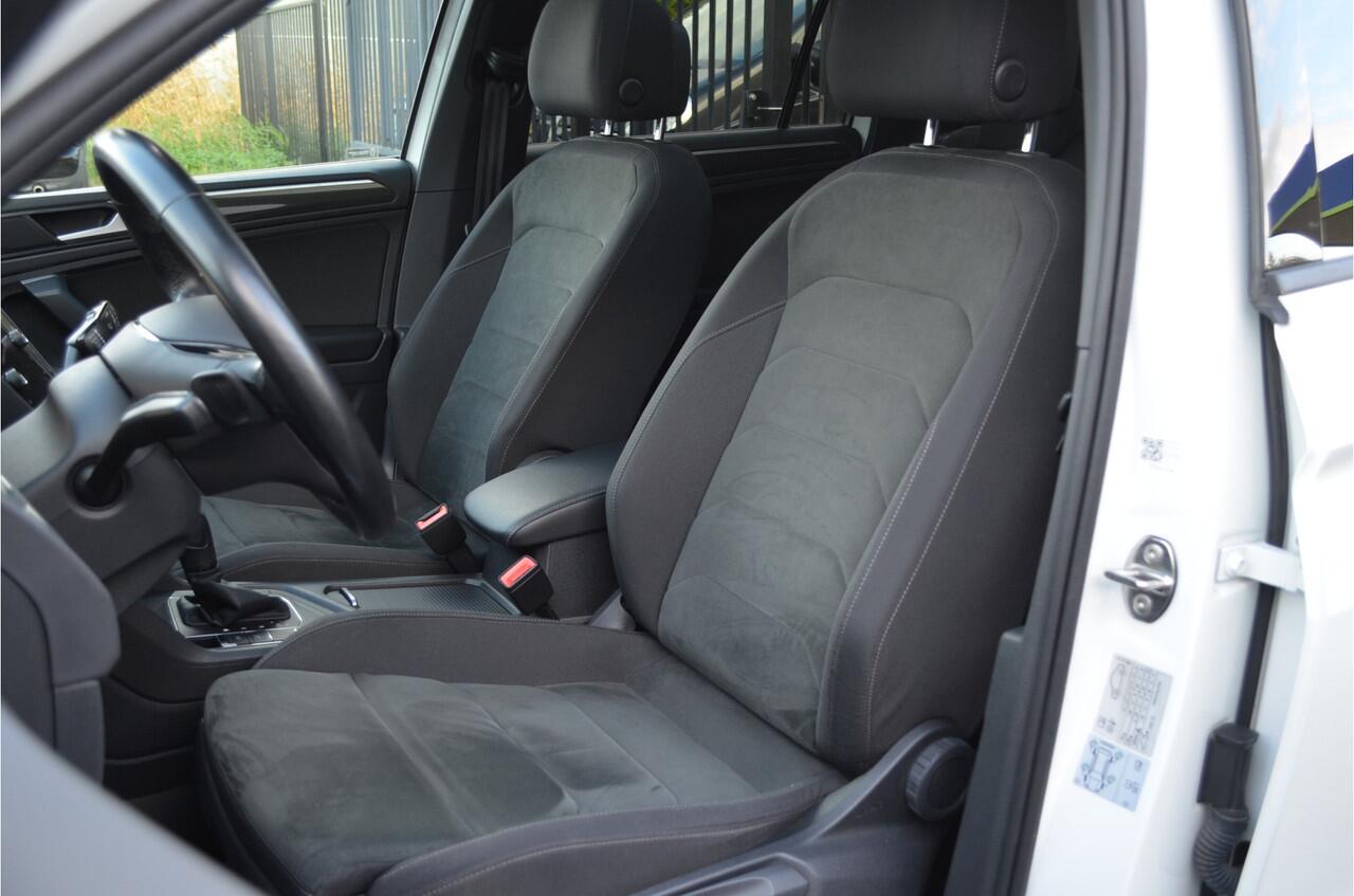 Volkswagen TIGUAN 1.5 TSI ACT Highline Business R-line Pano | Parelmoer wit | Virtual cockpit | Carplay | 20'' LMV zwart | LED koplampen | Stoelverwarming | Alcantara