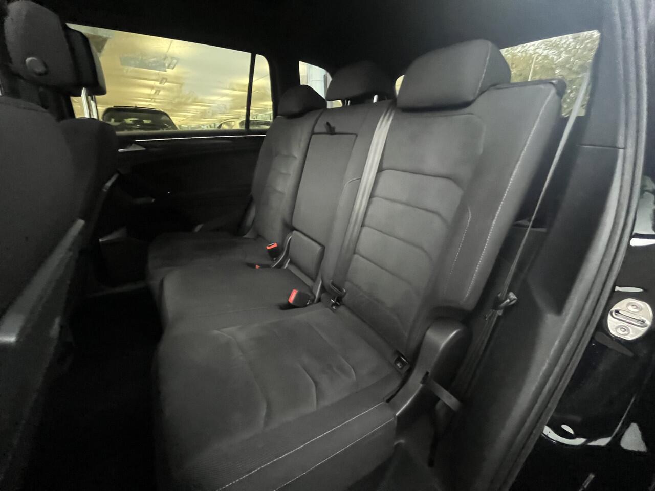 Volkswagen TIGUAN Allspace 1.5 TSI Highline Business R 7p. / Panorama dak / Full Led / Camera / Elect. klep / 20 Inch