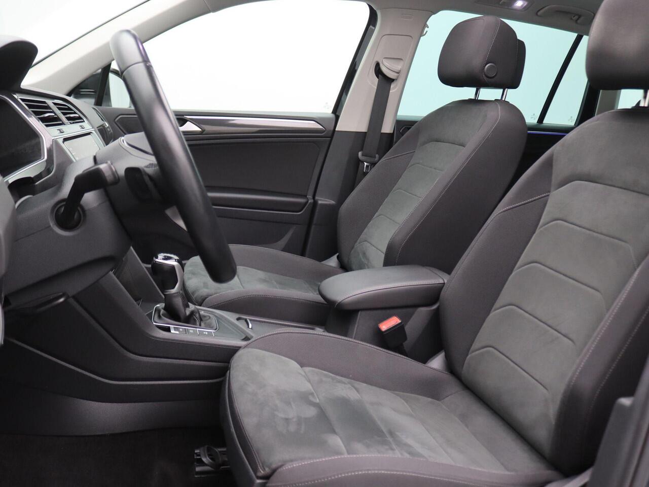 Volkswagen TIGUAN 1.4 TSI Elegance eHybrid 245PK DSG matrix led, massagestoel, trekhaak, achteruitrijcamera, elektrische achterklep, panoramadak, adaptive cruise, side assist, stuur-stoelverwarming, elektrische achterklep, keyless, 18" lichtmetaal