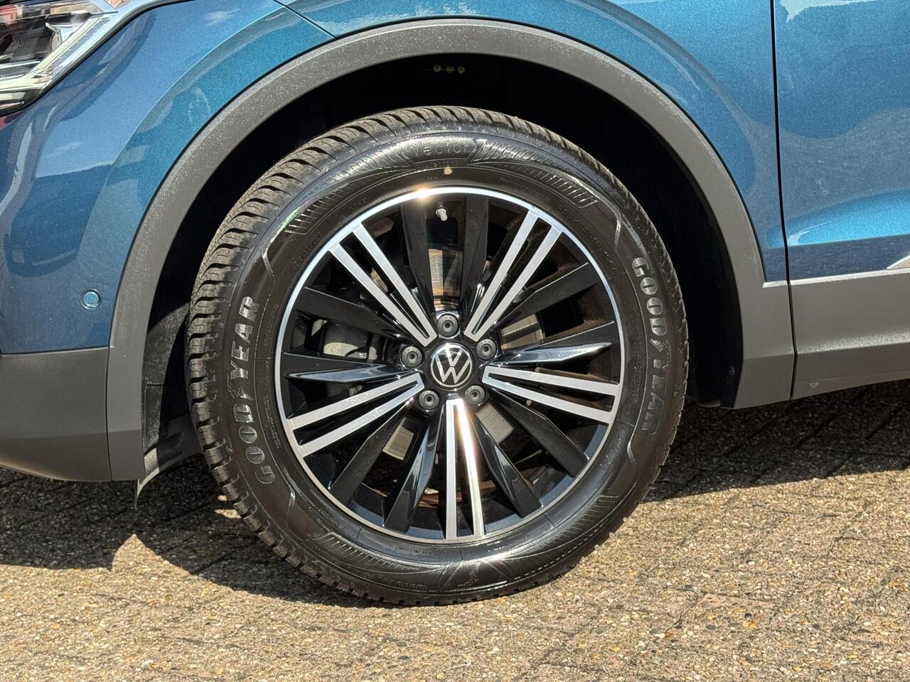 Volkswagen TIGUAN 1.5 TSI Elegance *TREKHAAK/NAVI/CAMERA*