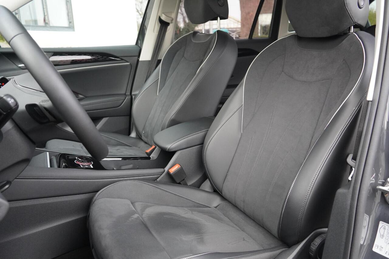 Volkswagen TIGUAN 1.5 eTSI Elegance 360-camera Massage-stoel LED-IQ NAVI