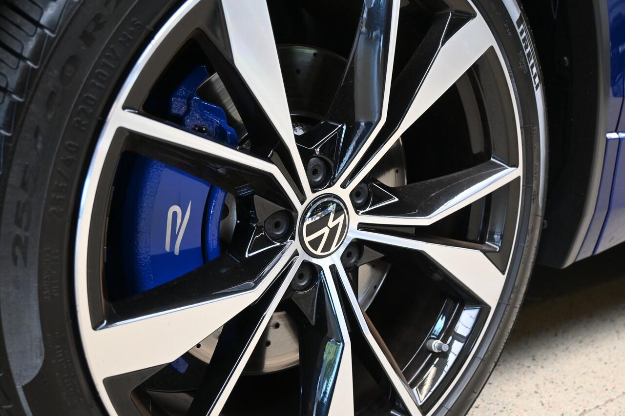 Volkswagen TIGUAN 2.0 TSI 320pk R 75 Edition 4Motion | DCC | Panoramadak | Camera | 100% (Dealer) onderhouden label