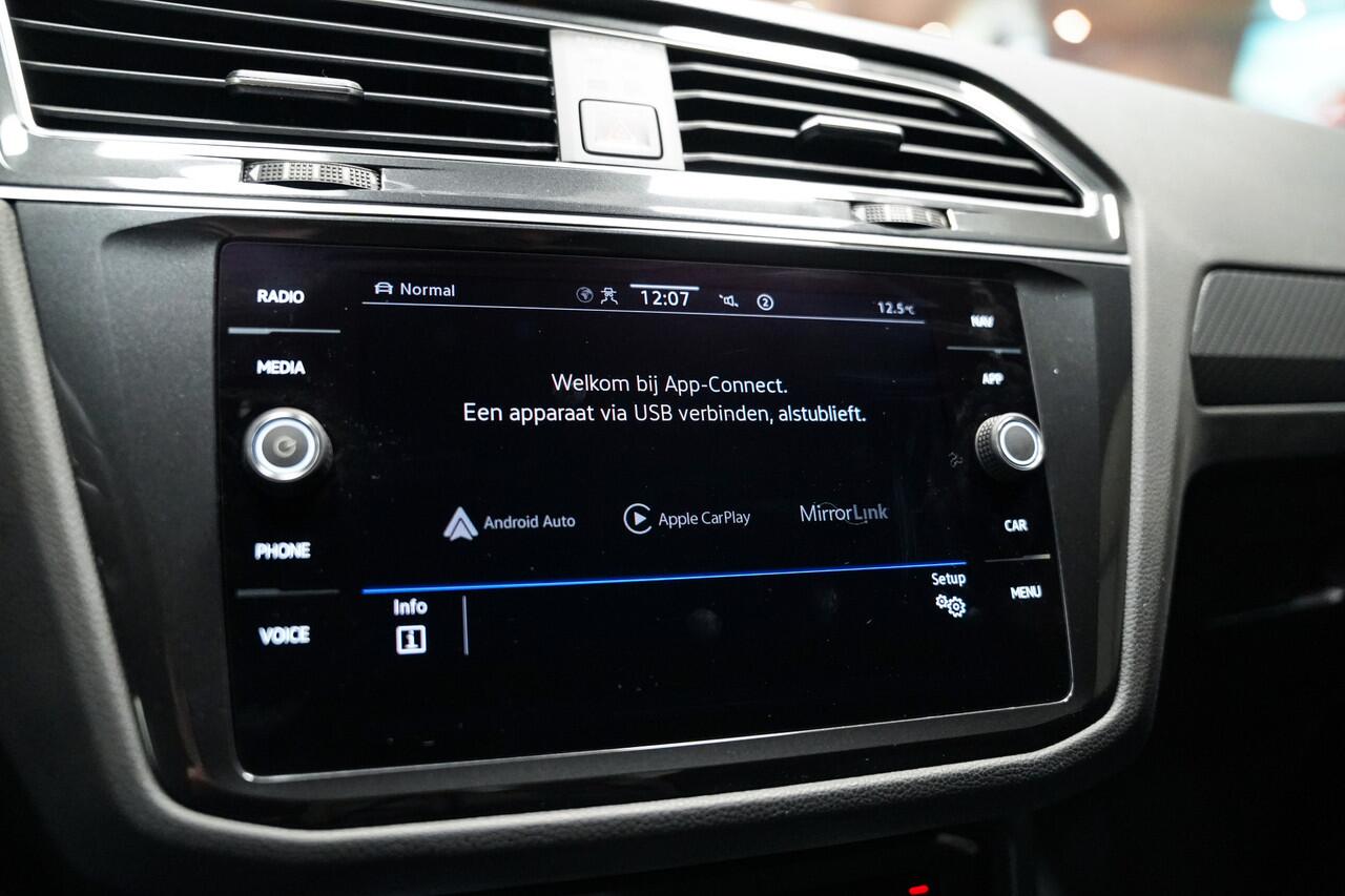 Volkswagen TIGUAN 1.4 TSI eHybrid R-Line Black style|360* cam|20 inch