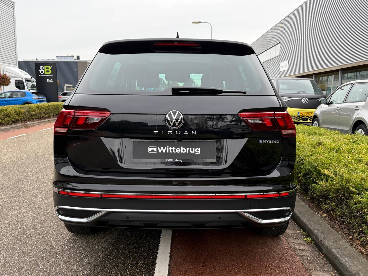 Volkswagen TIGUAN 1.4 TSI 245pk DSG eHybrid Elegance / Carplay / Panoramadak / LED / 18" lmv / SOH 91%
