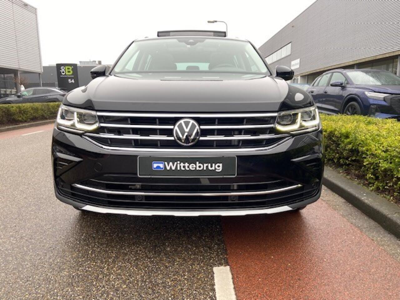 Volkswagen TIGUAN 1.4 TSI eHybrid Elegance / Panoramadak / Navi / Camera / 18" LMV / IQ LED