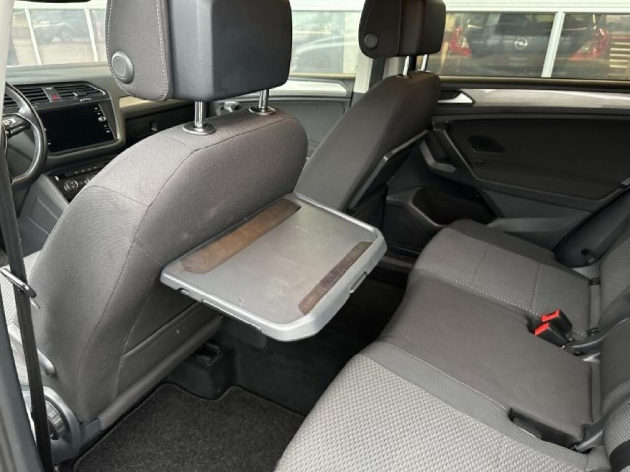 Volkswagen TIGUAN 1.5 TSI COMFORT BNS. TREKHAAK. KEYLESS. APPLE CARPLAY/ANDROID AUTO. ALL IN PRIJS.