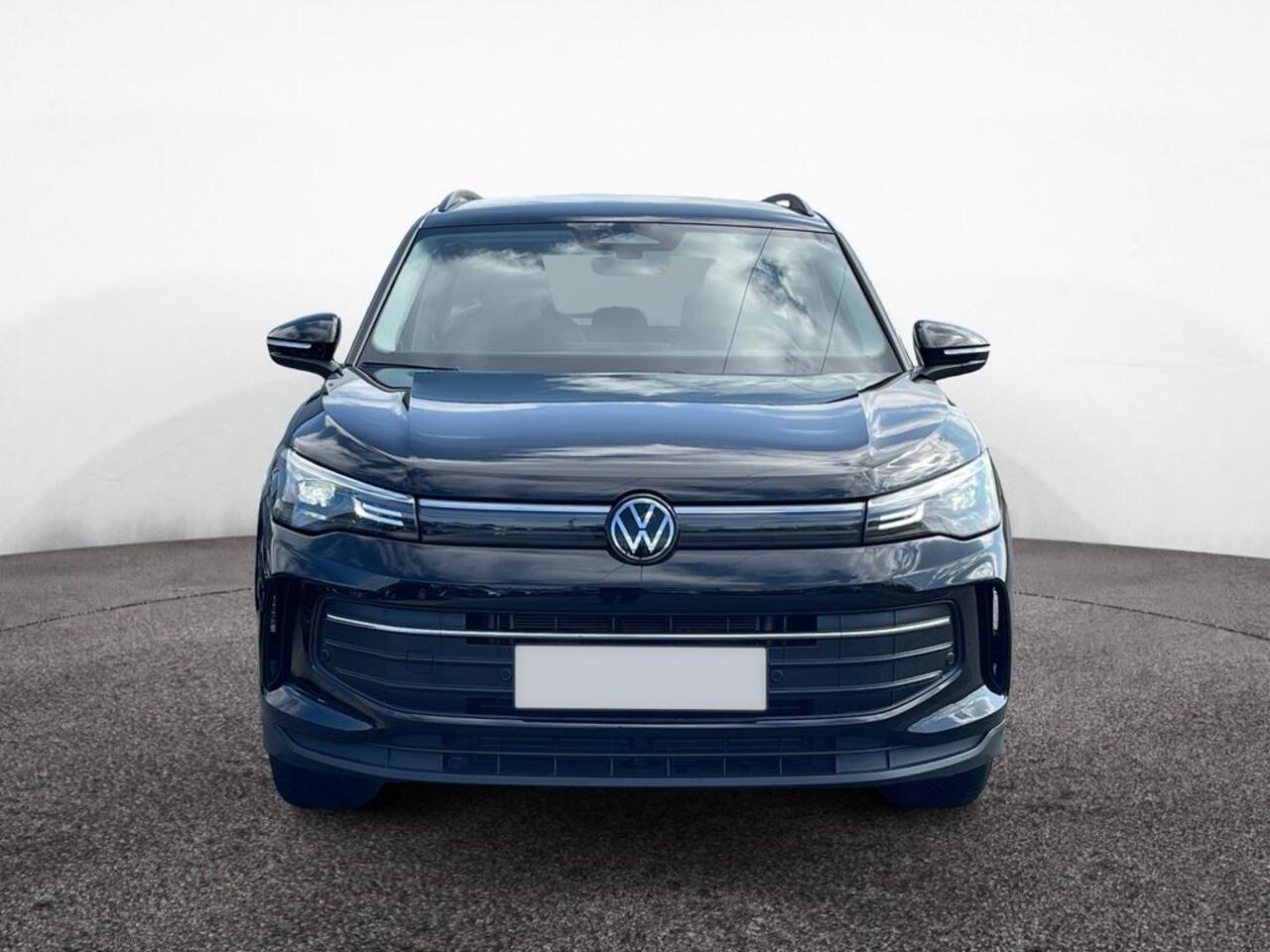 Volkswagen TIGUAN 2.0 TDI 4Motion ACC Navi LED Camera Trekhaak 18 Inch