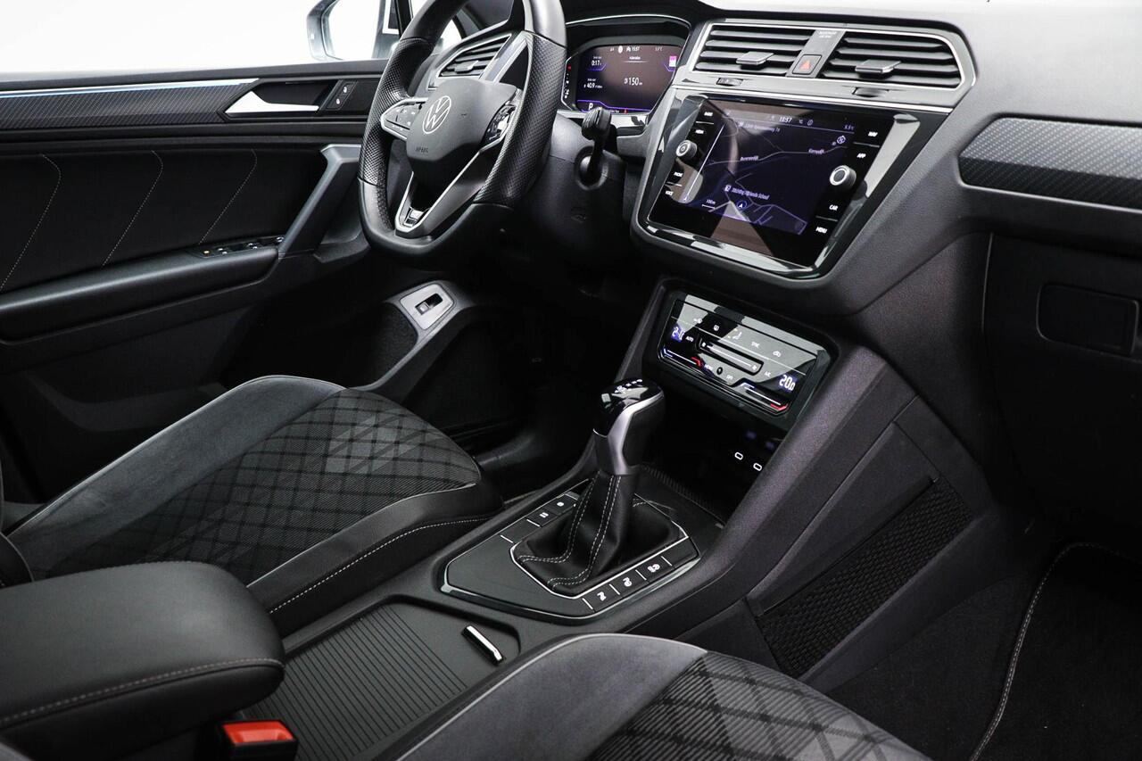 Volkswagen TIGUAN 1.5 TSI R-Line Business+ | VIRTUAL COCKPIT | MATRIX LED | 20"