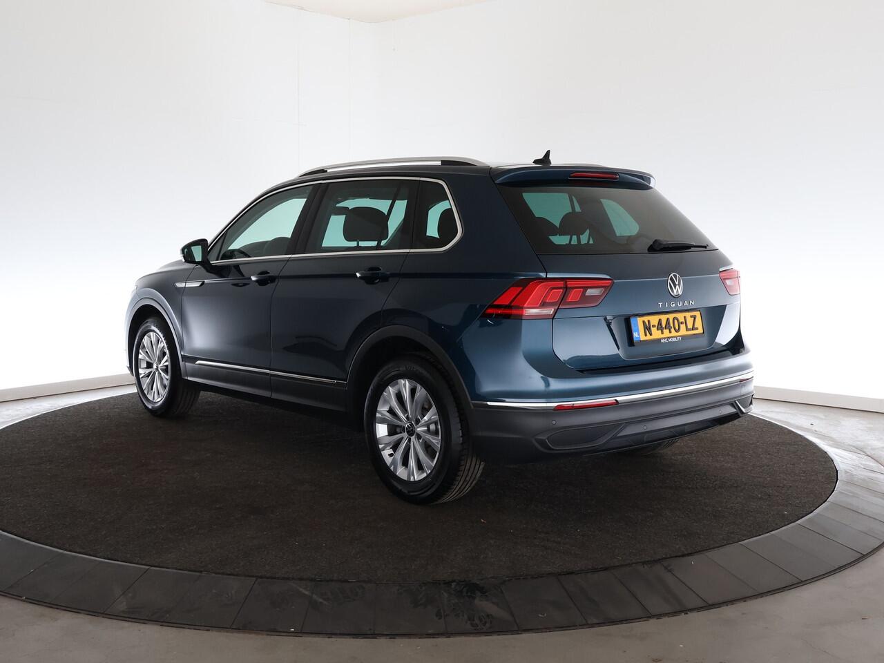 Volkswagen TIGUAN 1.5 TSI Life Business | Clima | Pano | Navi |*