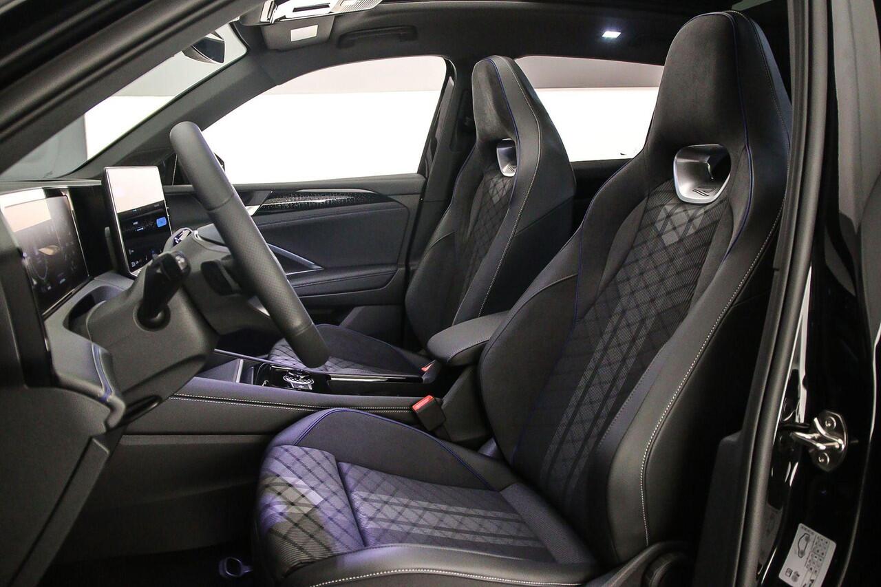 Volkswagen TIGUAN R-Line Edition 1.5 TSI eHybrid 272pk DSG Automaat Black Style, Trekhaak, Panoramadak, Adaptive cruise control, Achteruitrijcamera