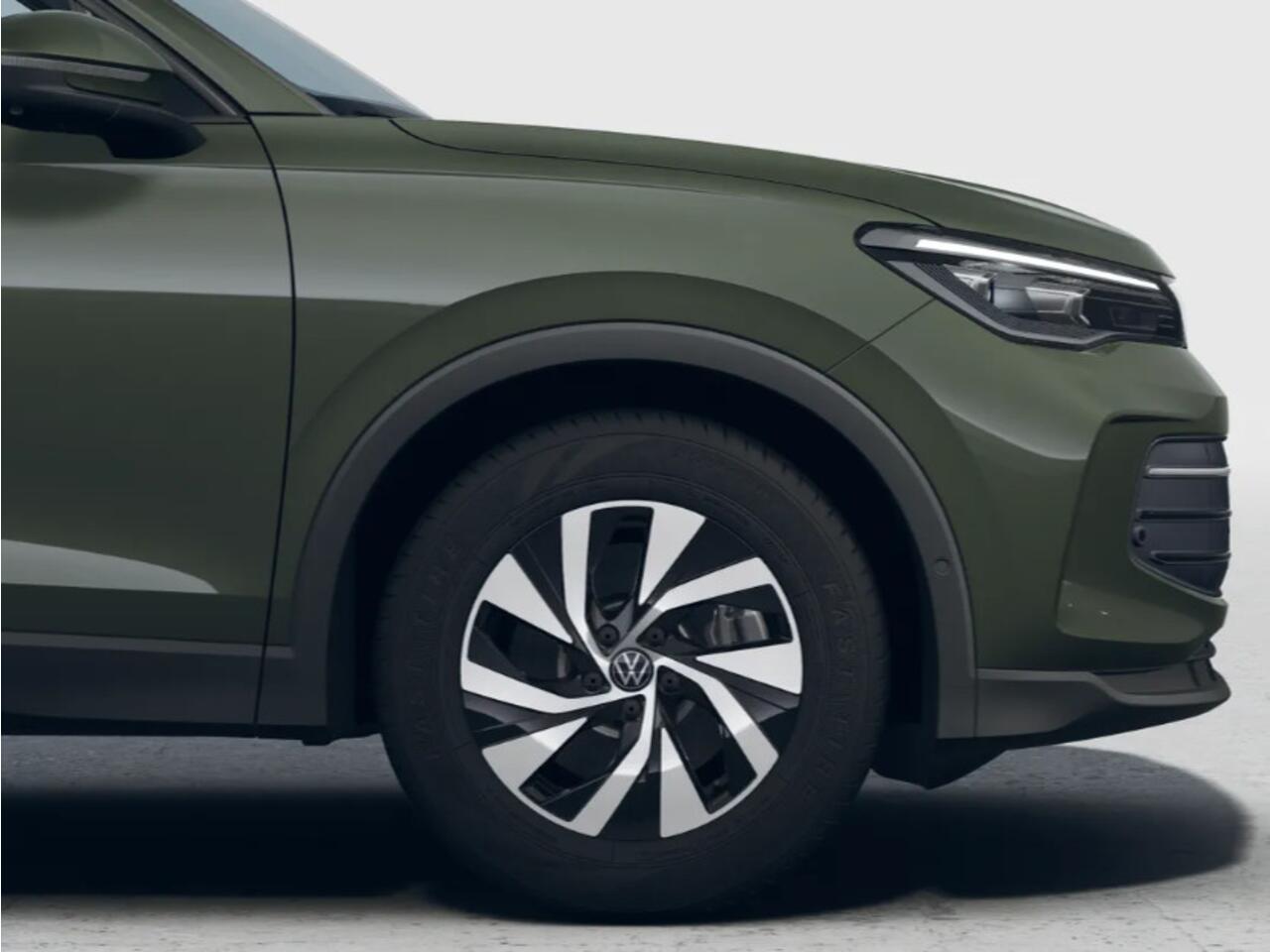 Volkswagen TIGUAN Life Edition 1.5 eHybrid 204 PK 6 versn. DSG PRIVATE LEASE VANAF ¤499P/M · Achteruitrijcamera · Draadloze telefoonverbinding · Voorstoelen verwarmbaar · Voorraad OUTLET