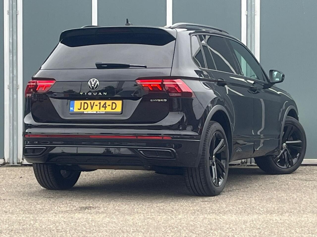 Volkswagen TIGUAN 1.4 TSI eHybrid R-Line Black Style | ACC | DCC | 360 Camera